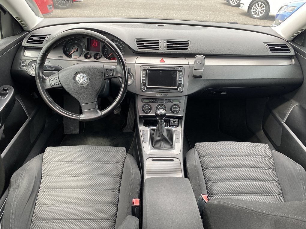 Volkswagen Passat 1.9 TDi 