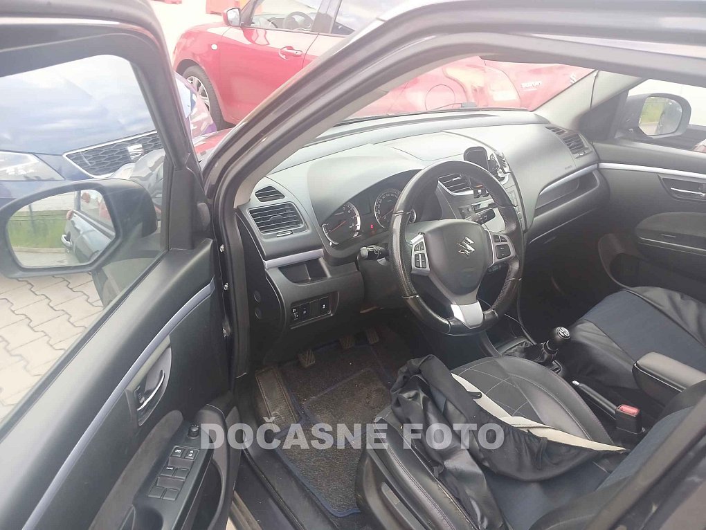 Suzuki Swift 1.3i 