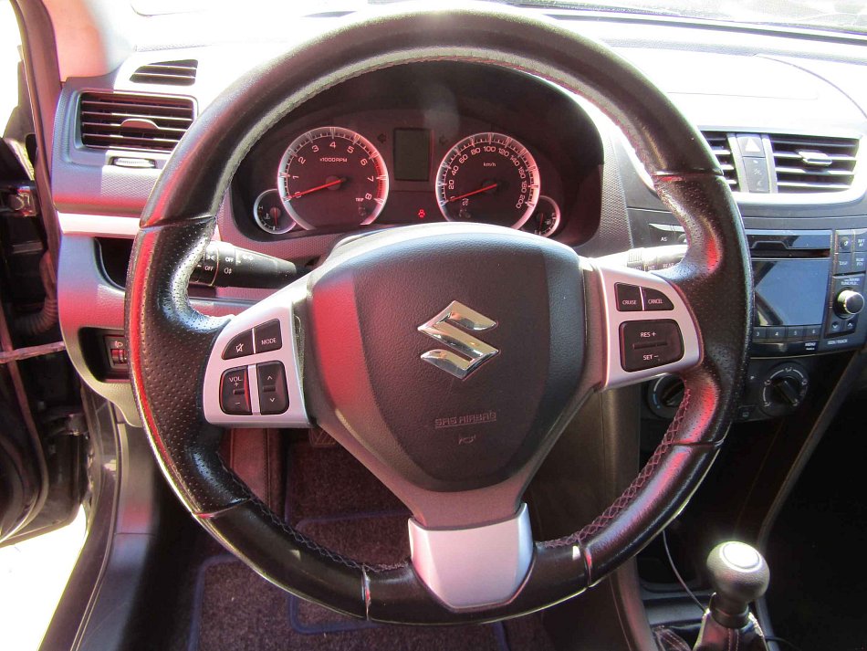 Suzuki Swift 1.3i 