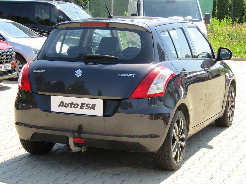 Suzuki Swift 1.3i 