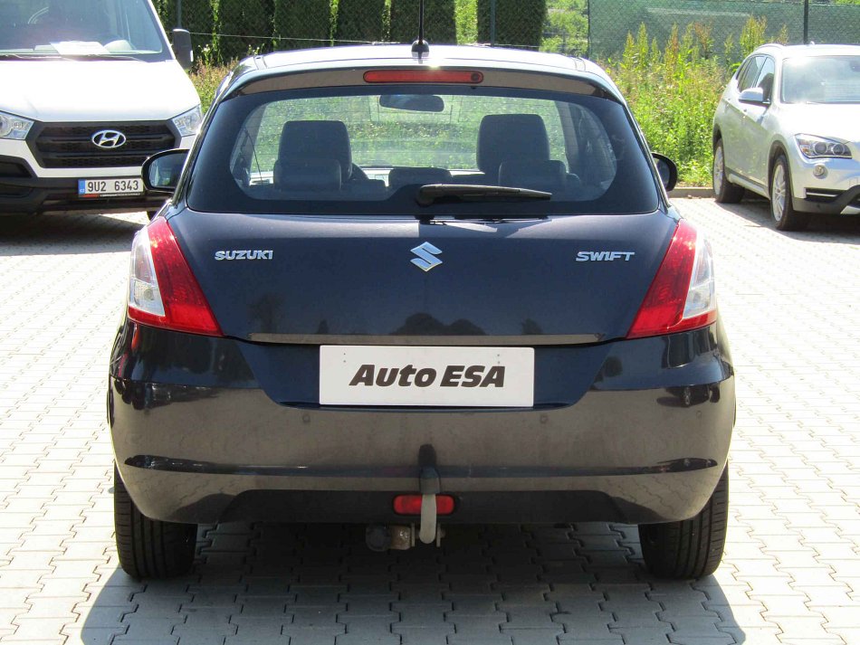 Suzuki Swift 1.3i 