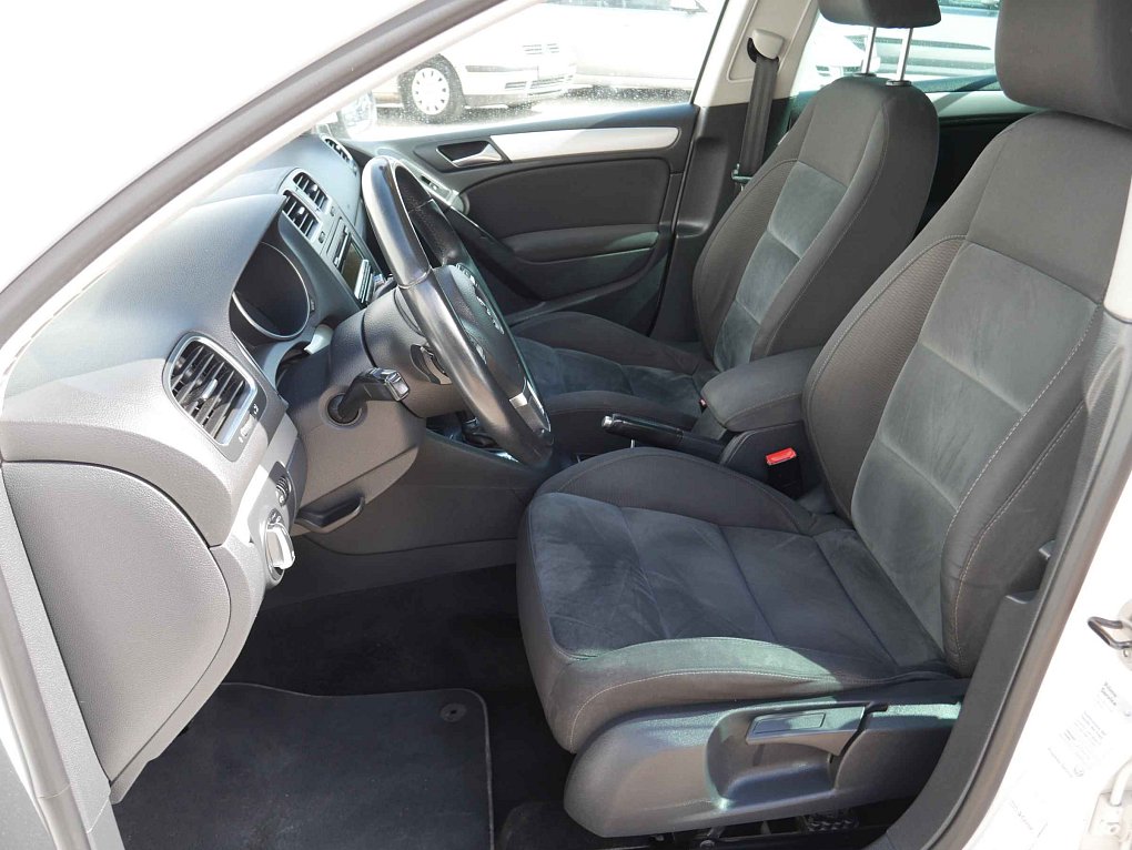 Volkswagen Golf 1.4 TSI 