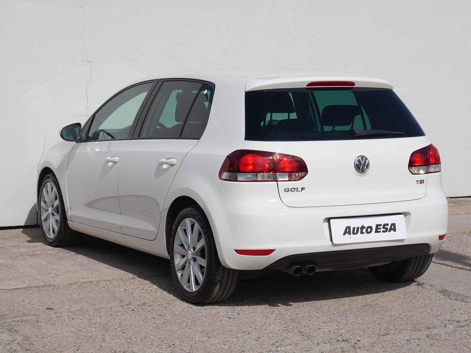 Volkswagen Golf 1.4 TSI 