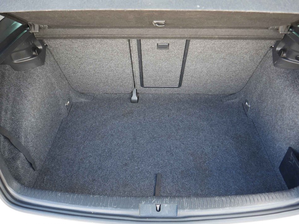 Volkswagen Golf 1.4 TSI 