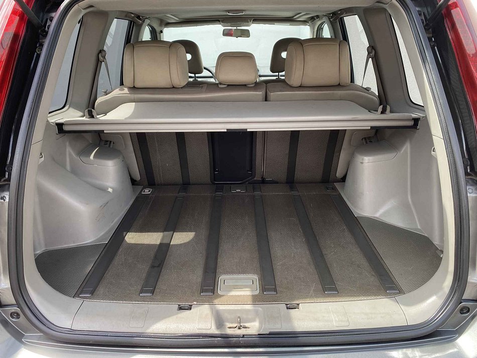 Nissan X-Trail 2.2 D  4x4