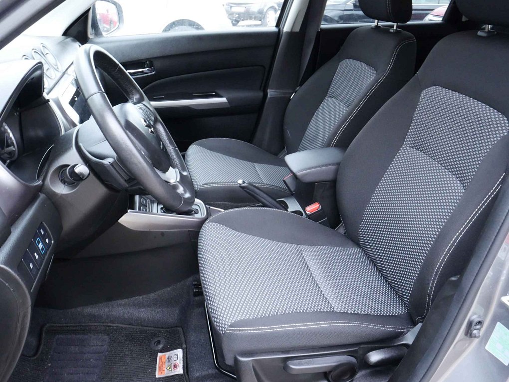 Suzuki Vitara 1.5 Hybrid 