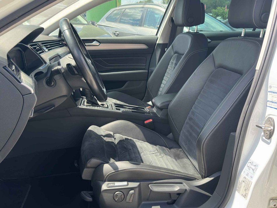 Volkswagen Passat 2.0TSi 