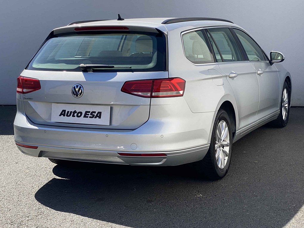Volkswagen Passat 2.0 TDi Comfortline