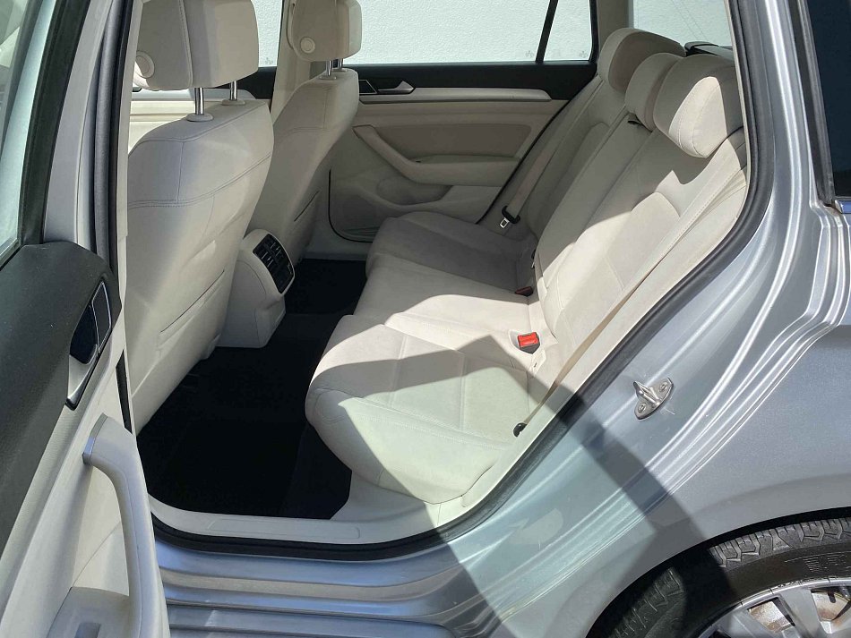 Volkswagen Passat 2.0 TDi Comfortline