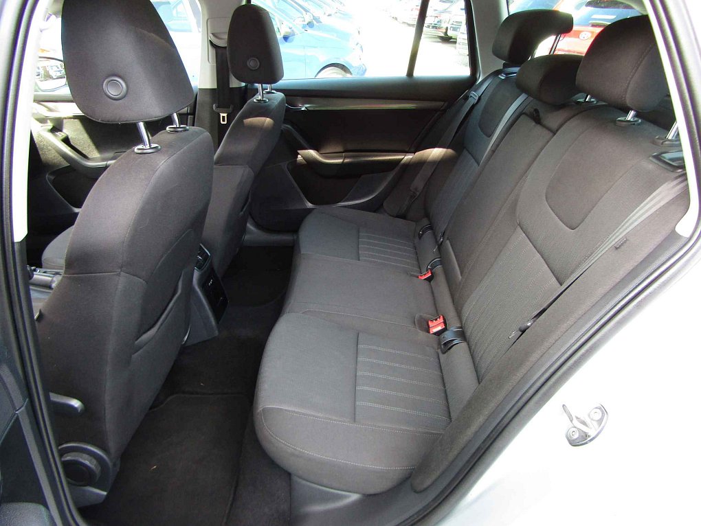 Škoda Octavia III 2.0 TDi Style Plus 4x4