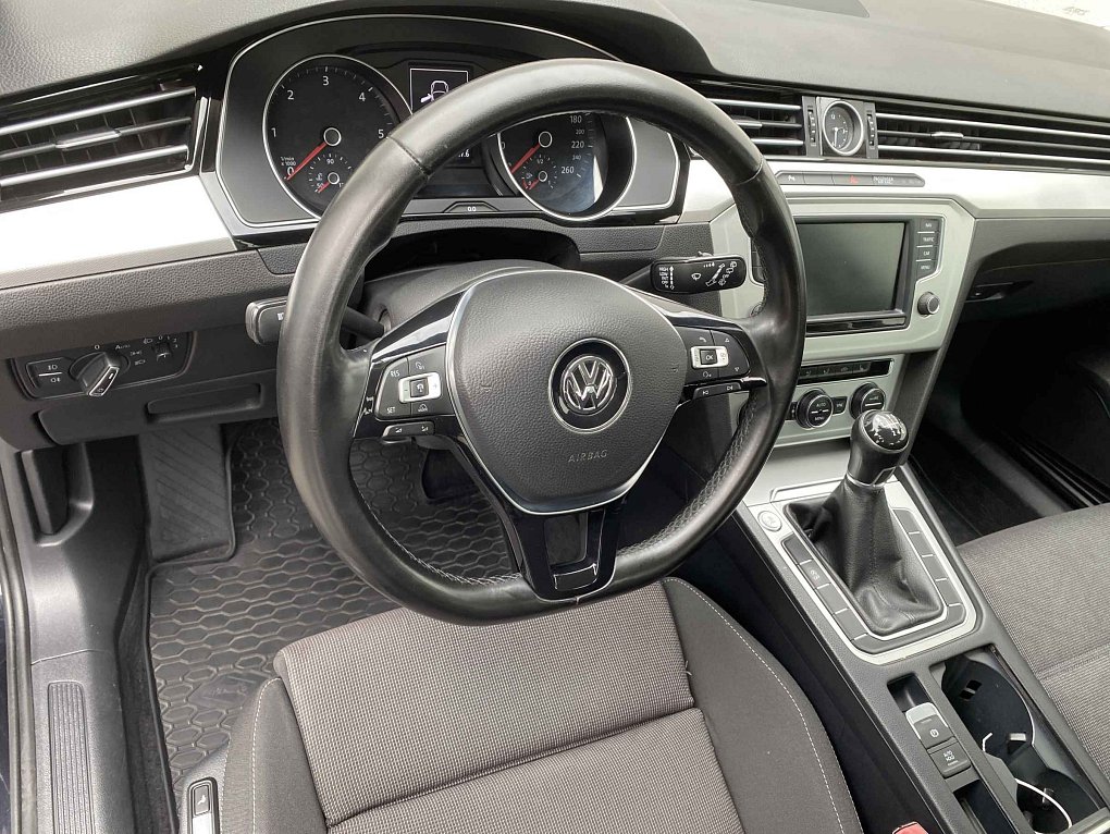 Volkswagen Passat 2.0 TDi 