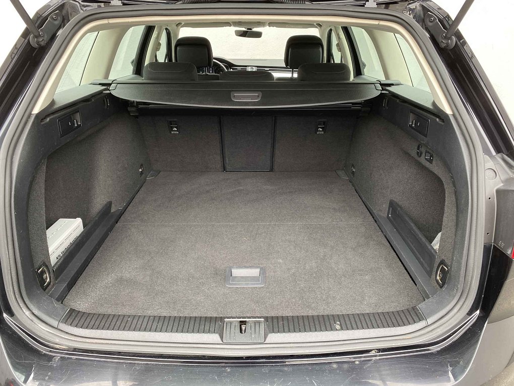 Volkswagen Passat 2.0 TDi 