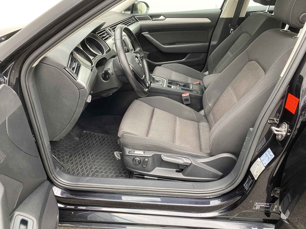 Volkswagen Passat 2.0 TDi 