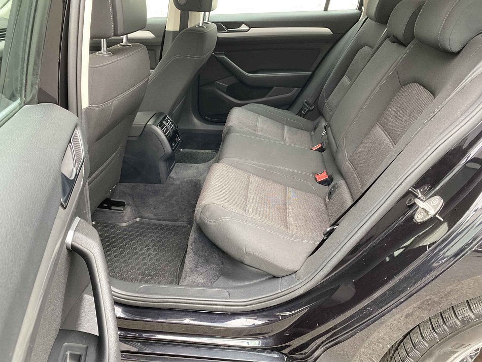 Volkswagen Passat 2.0 TDi 
