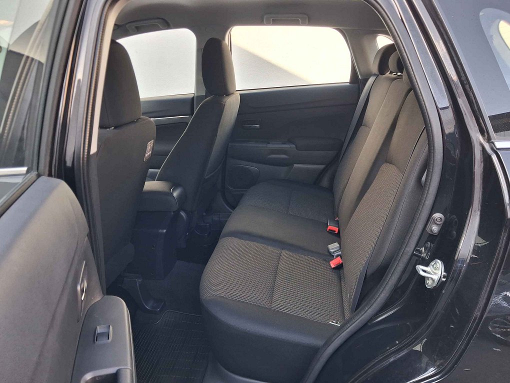 Mitsubishi ASX 1.6 MIVEC 