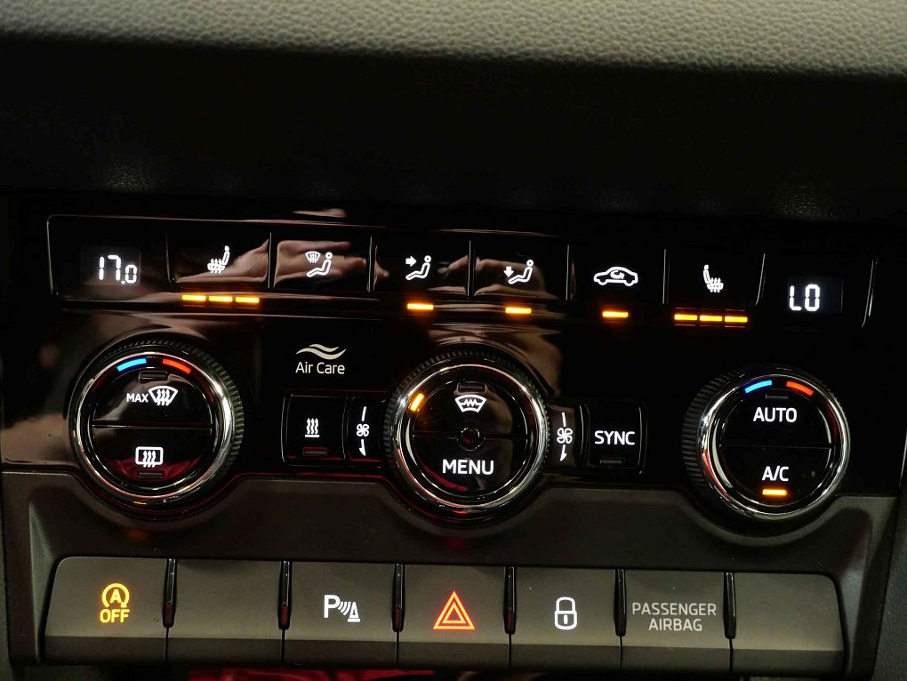 Škoda Karoq 2.0TSi  4x4