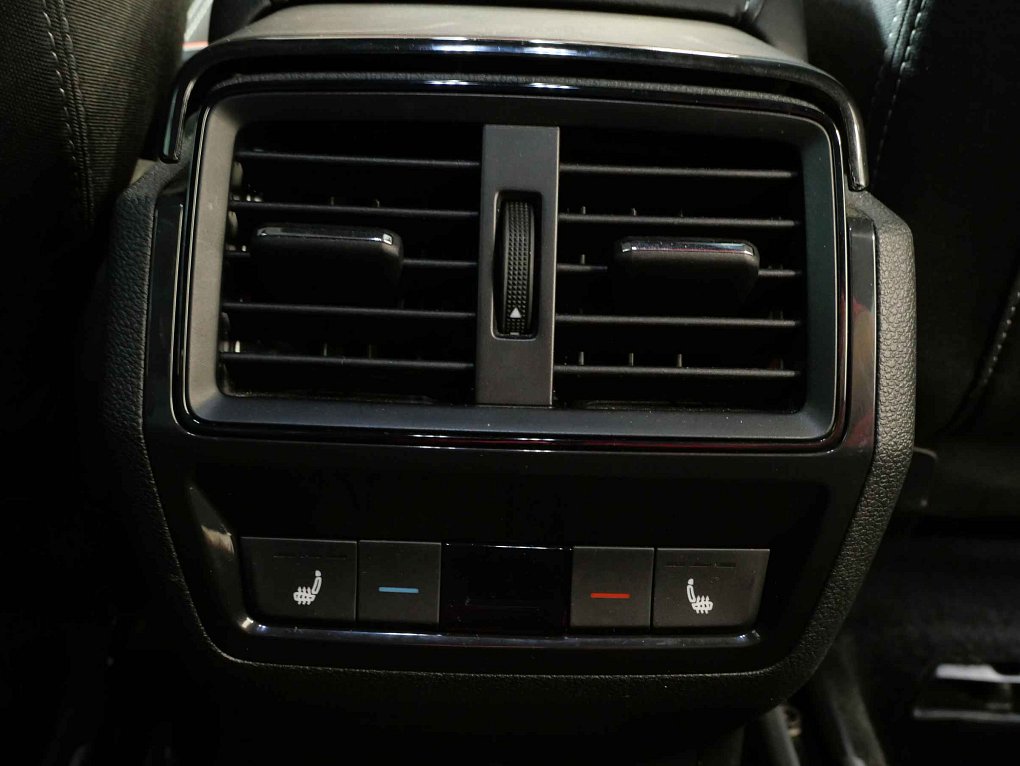 Škoda Karoq 2.0TSi  4x4