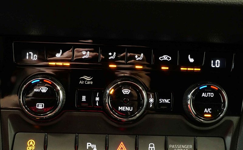 Škoda Karoq 2.0TSi