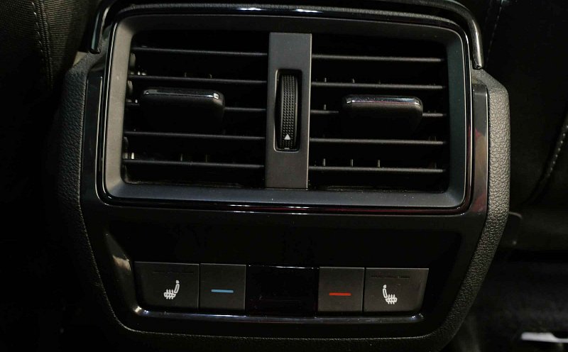 Škoda Karoq 2.0TSi