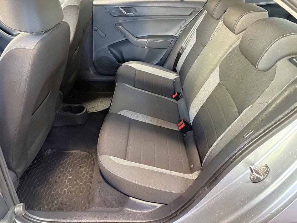 Škoda Rapid 1.6 TDi Ambition
