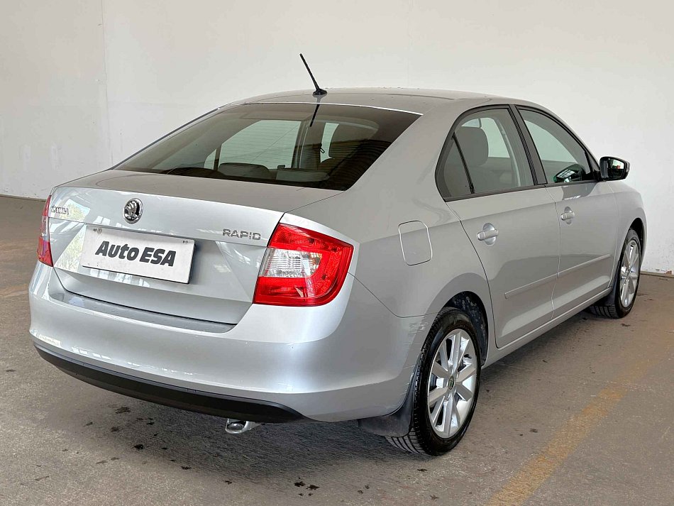 Škoda Rapid 1.6 TDi Ambition