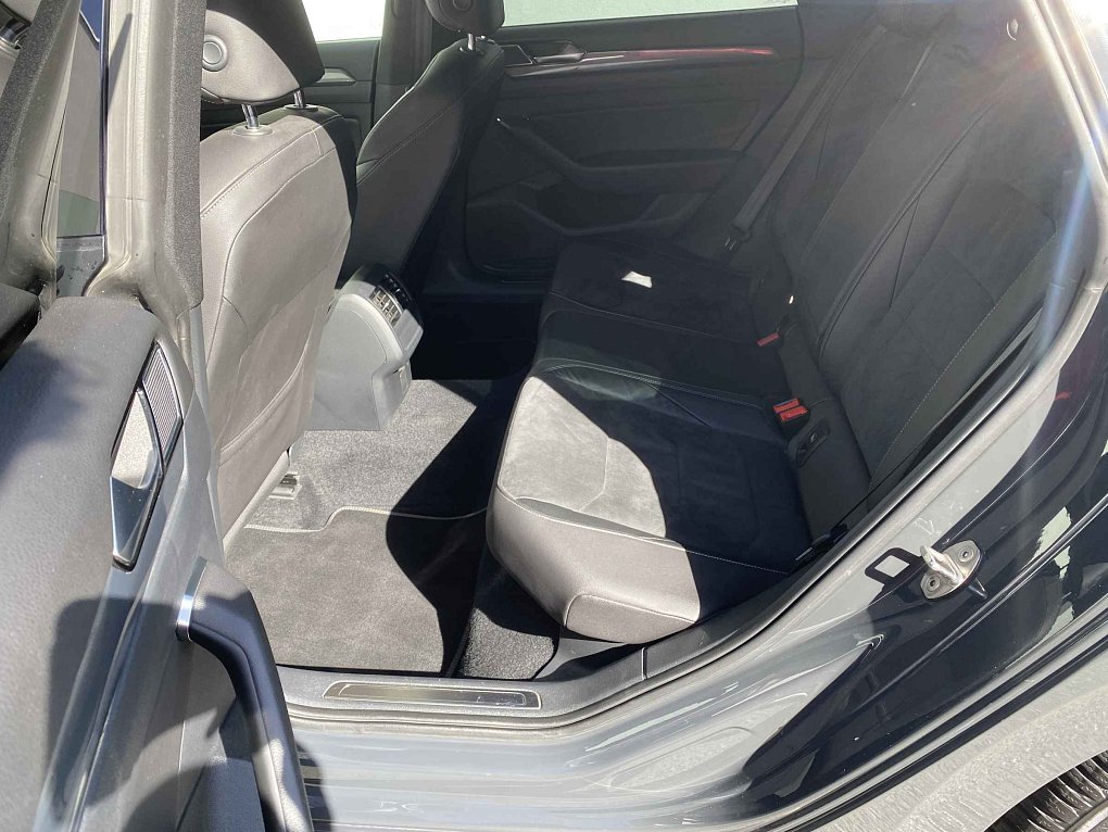 Volkswagen Arteon 2.0TSi 