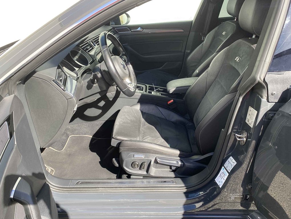 Volkswagen Arteon 2.0TSi 