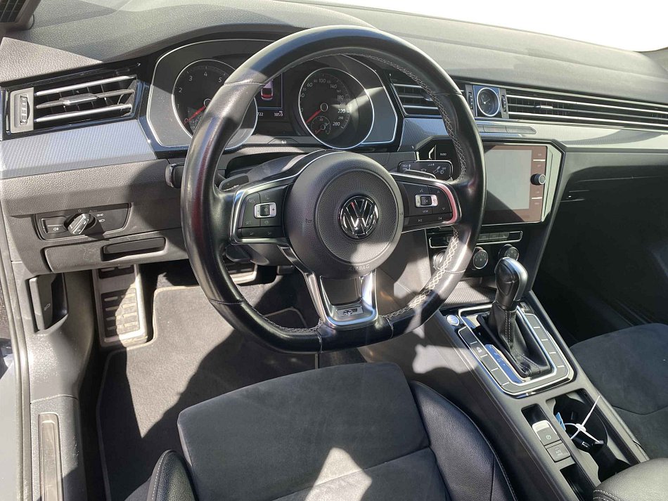 Volkswagen Arteon 2.0TSi 