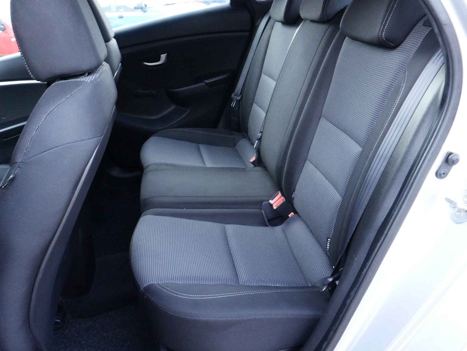 Hyundai I30 1.4CVVT 