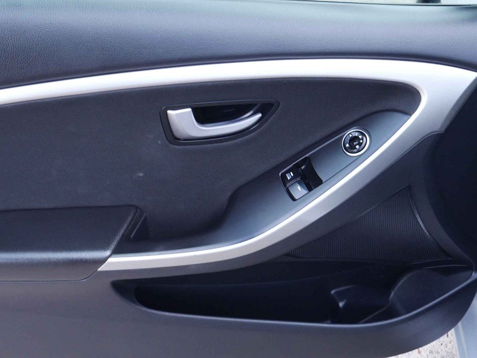 Hyundai I30 1.4CVVT 