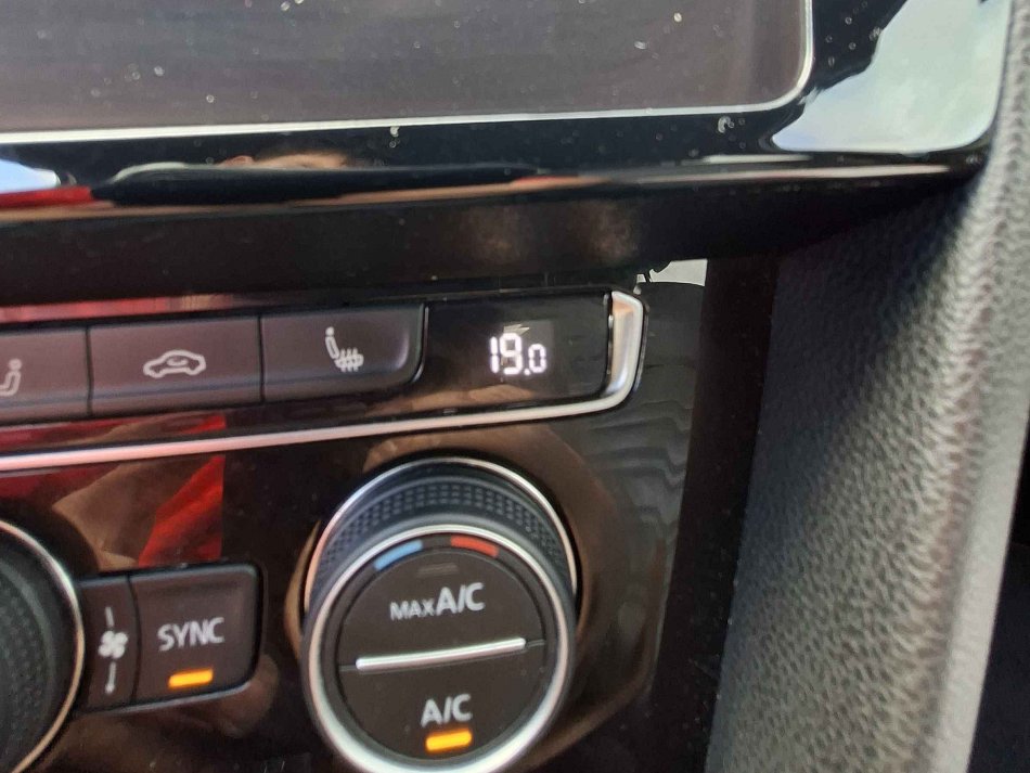 Volkswagen Passat 2.0TDi 