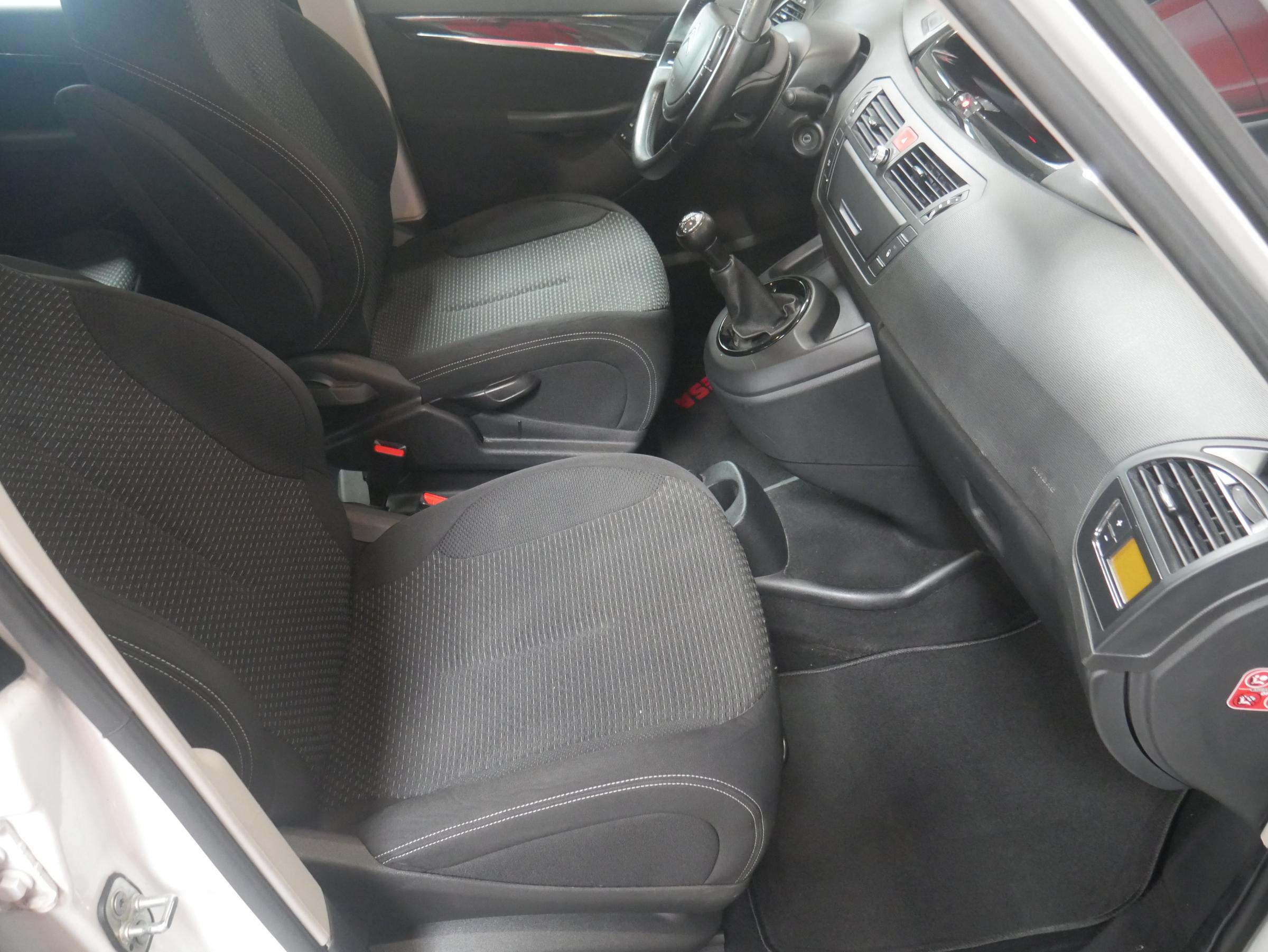 Citroën C4 Picasso, 2013 - pohled č. 13