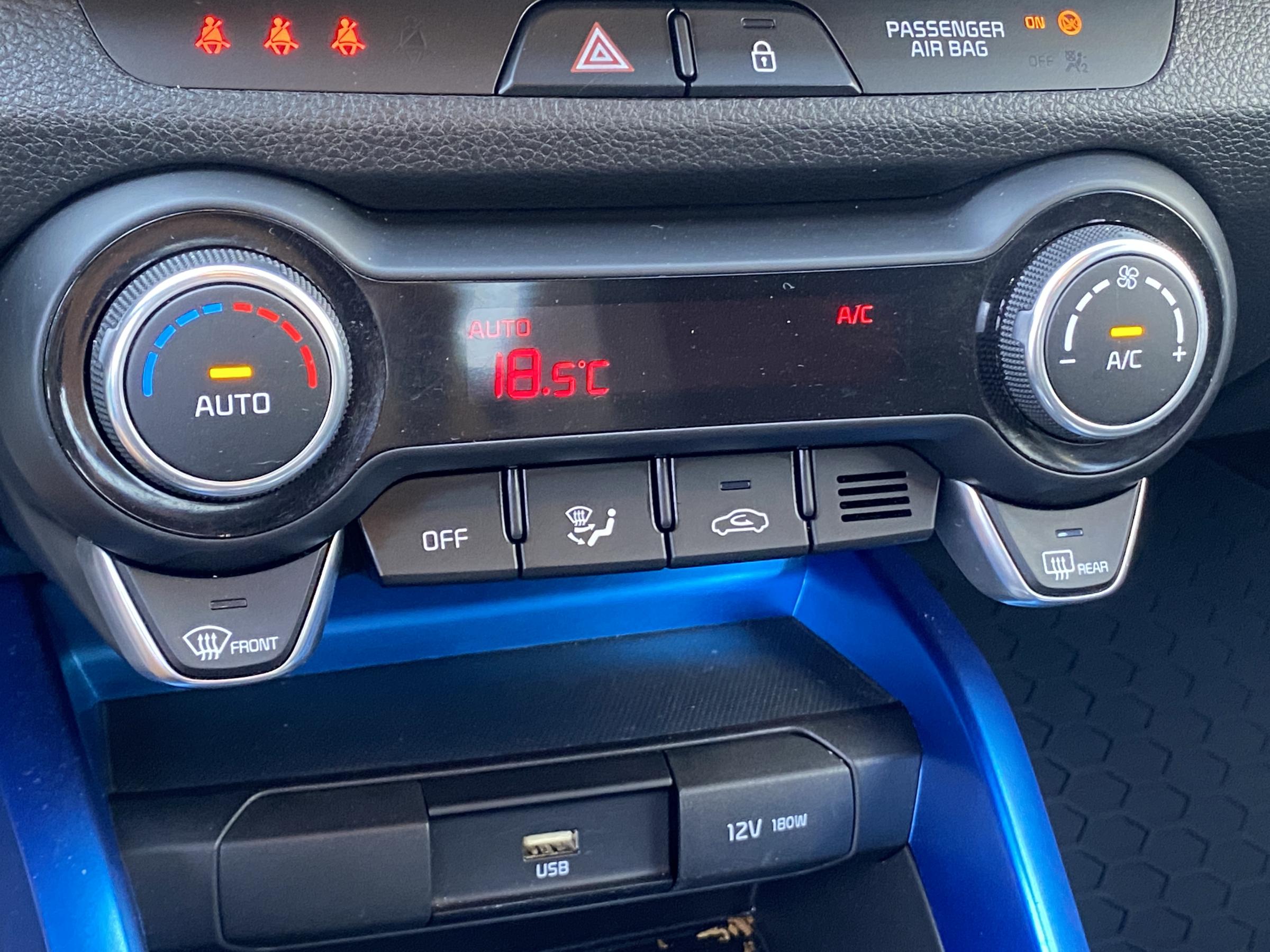 Kia Stonic, 2021 - pohled č. 18