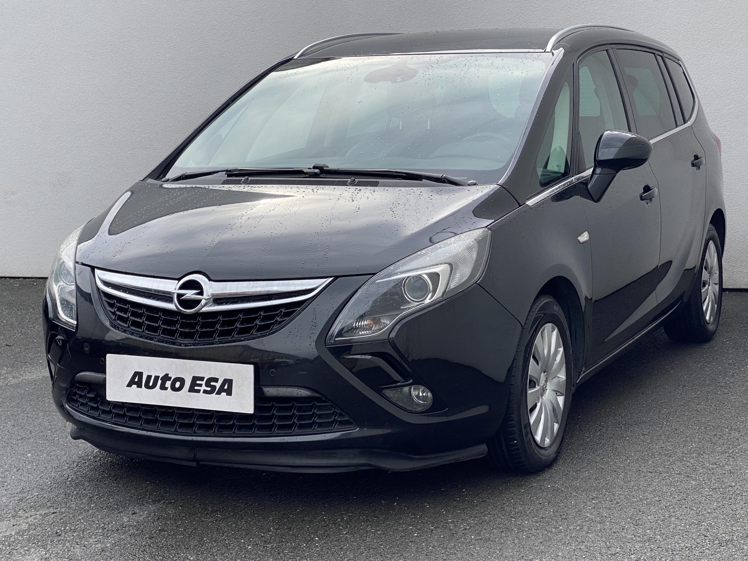 Opel Zafira, 2013 - pohled č. 3
