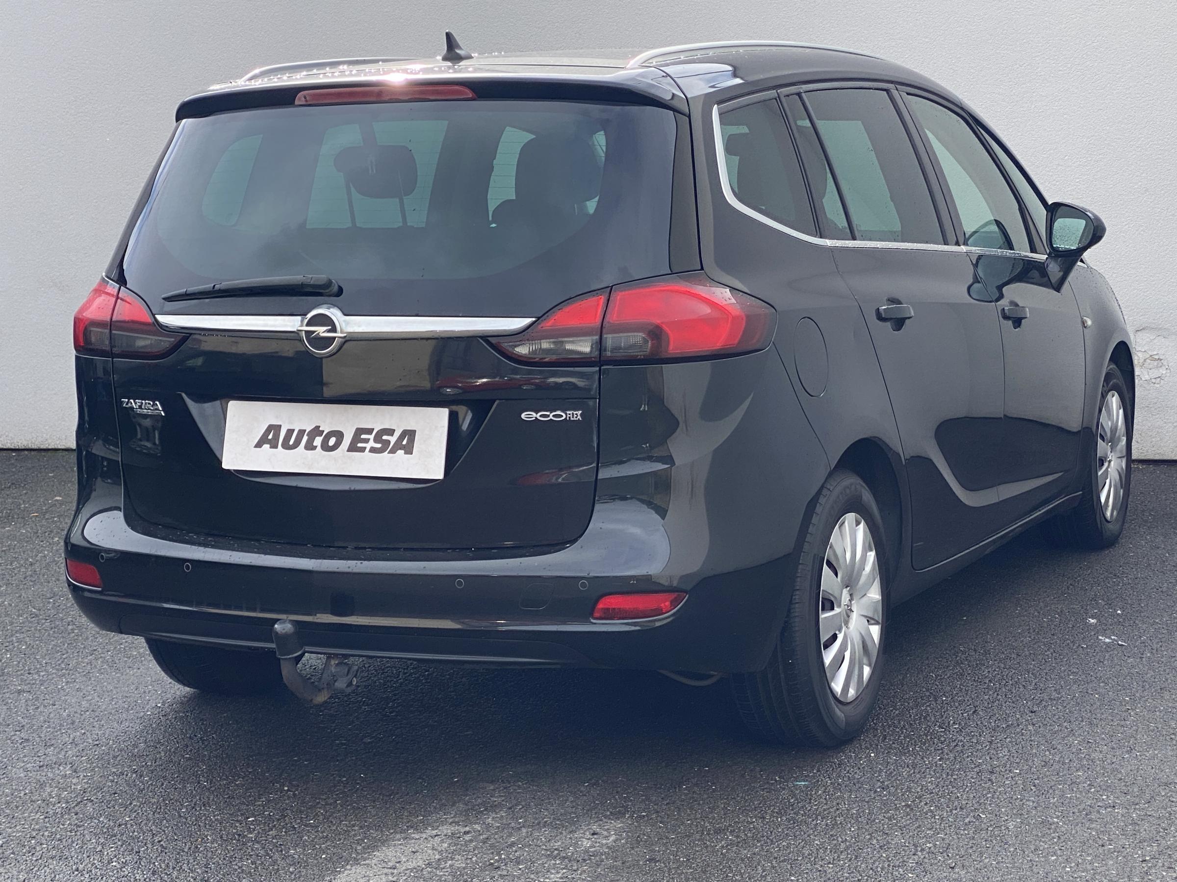 Opel Zafira, 2013 - pohled č. 4
