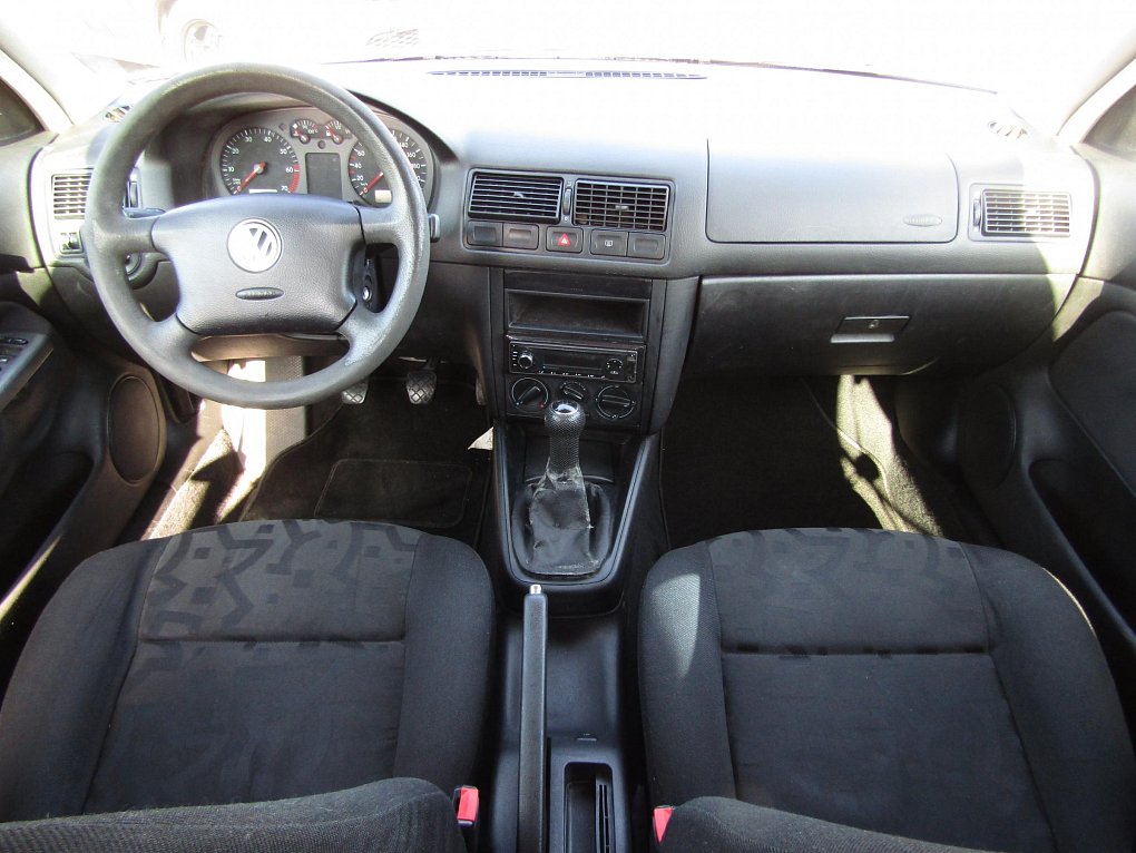 Volkswagen Golf 1.4i16V 