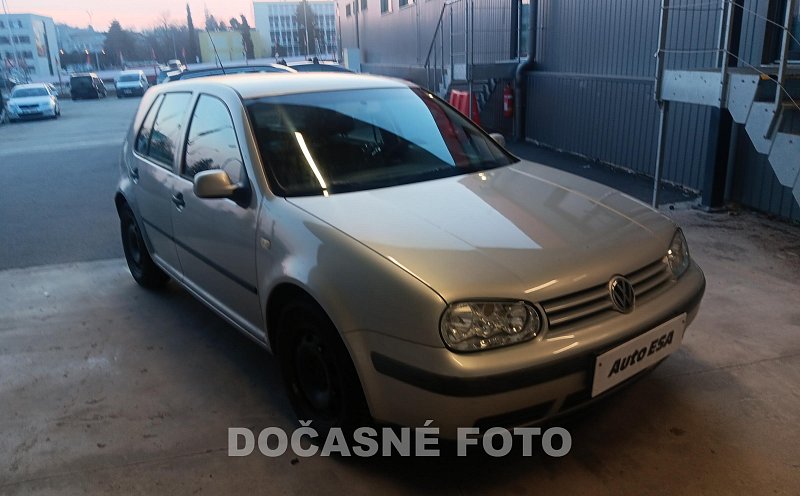 Volkswagen Golf 1.4i16V 