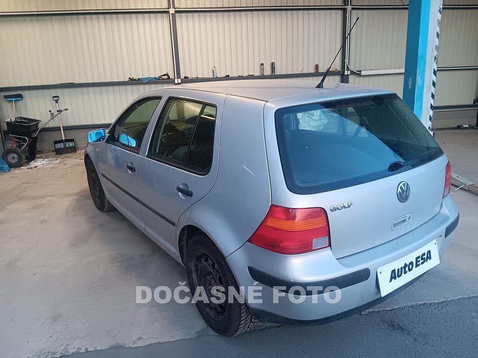 Volkswagen Golf 1.4i16V 