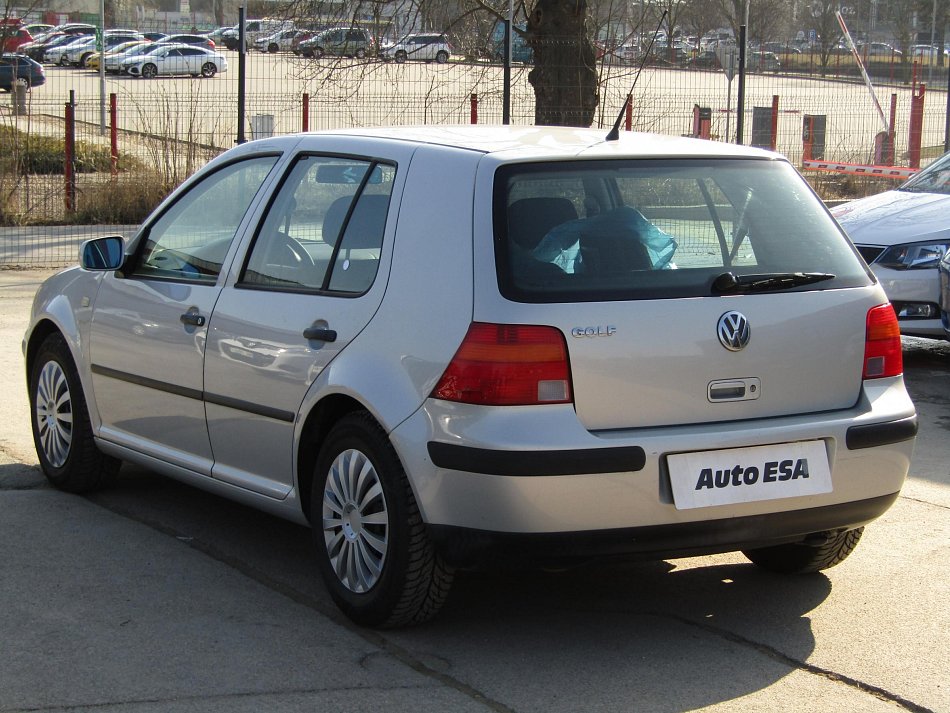Volkswagen Golf 1.4i16V 