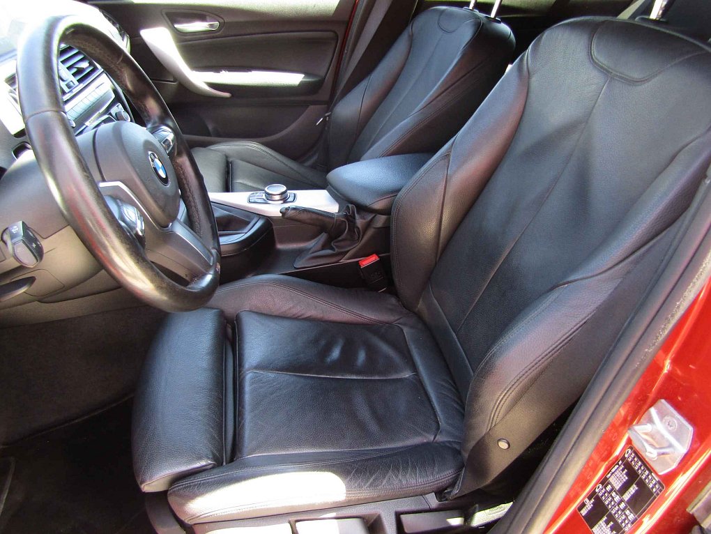 BMW Řada 1 1.5 i M Paket 118 i