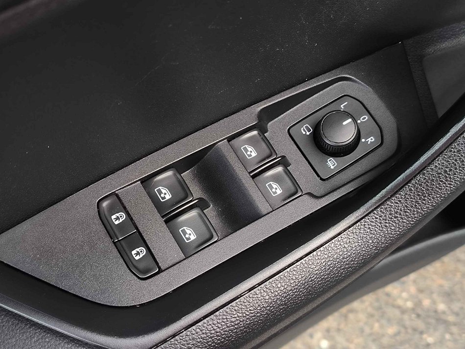 Škoda Karoq 1.5 TSi SportLine