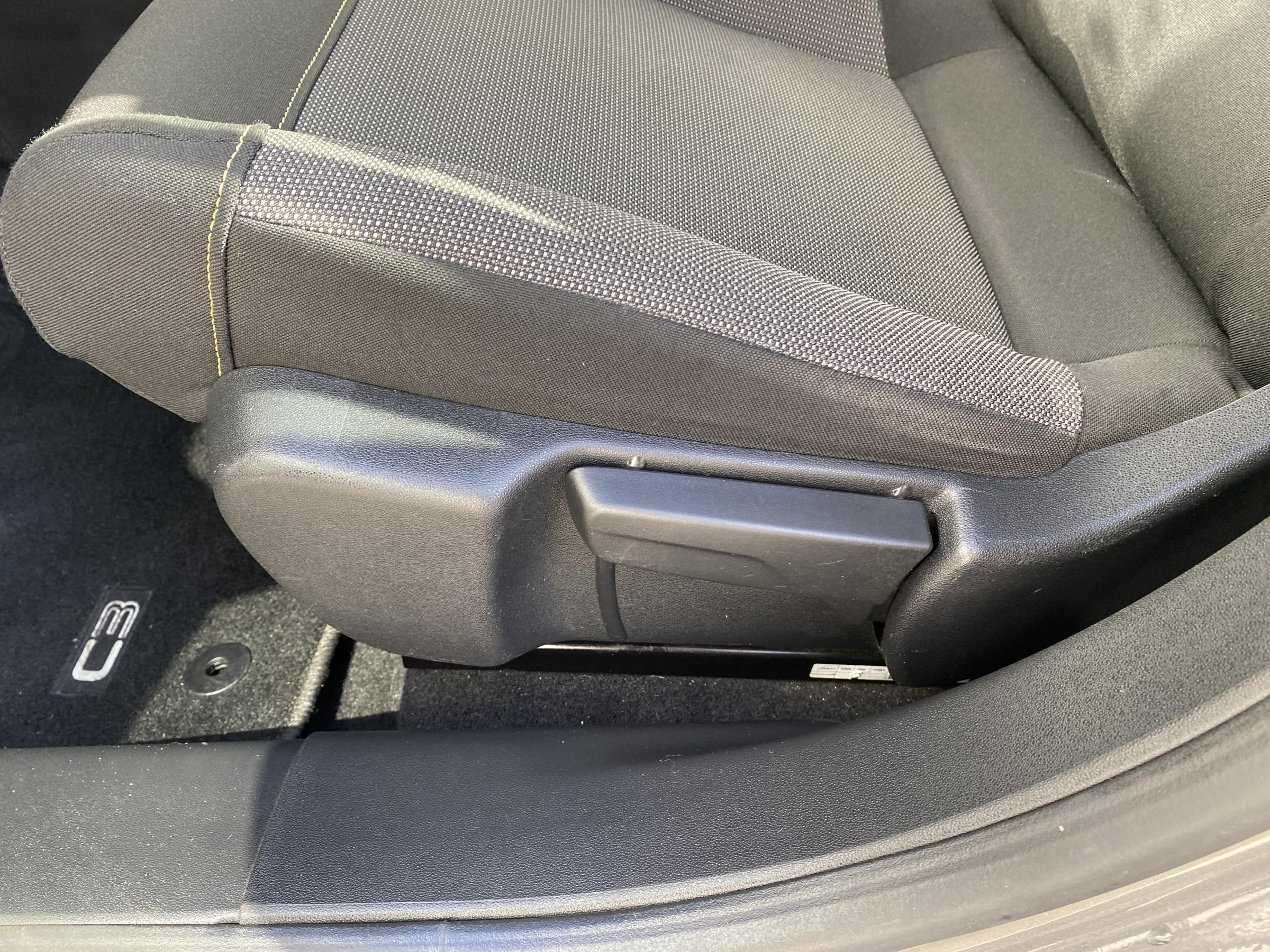 Citroën C3, 2018 - pohled č. 16