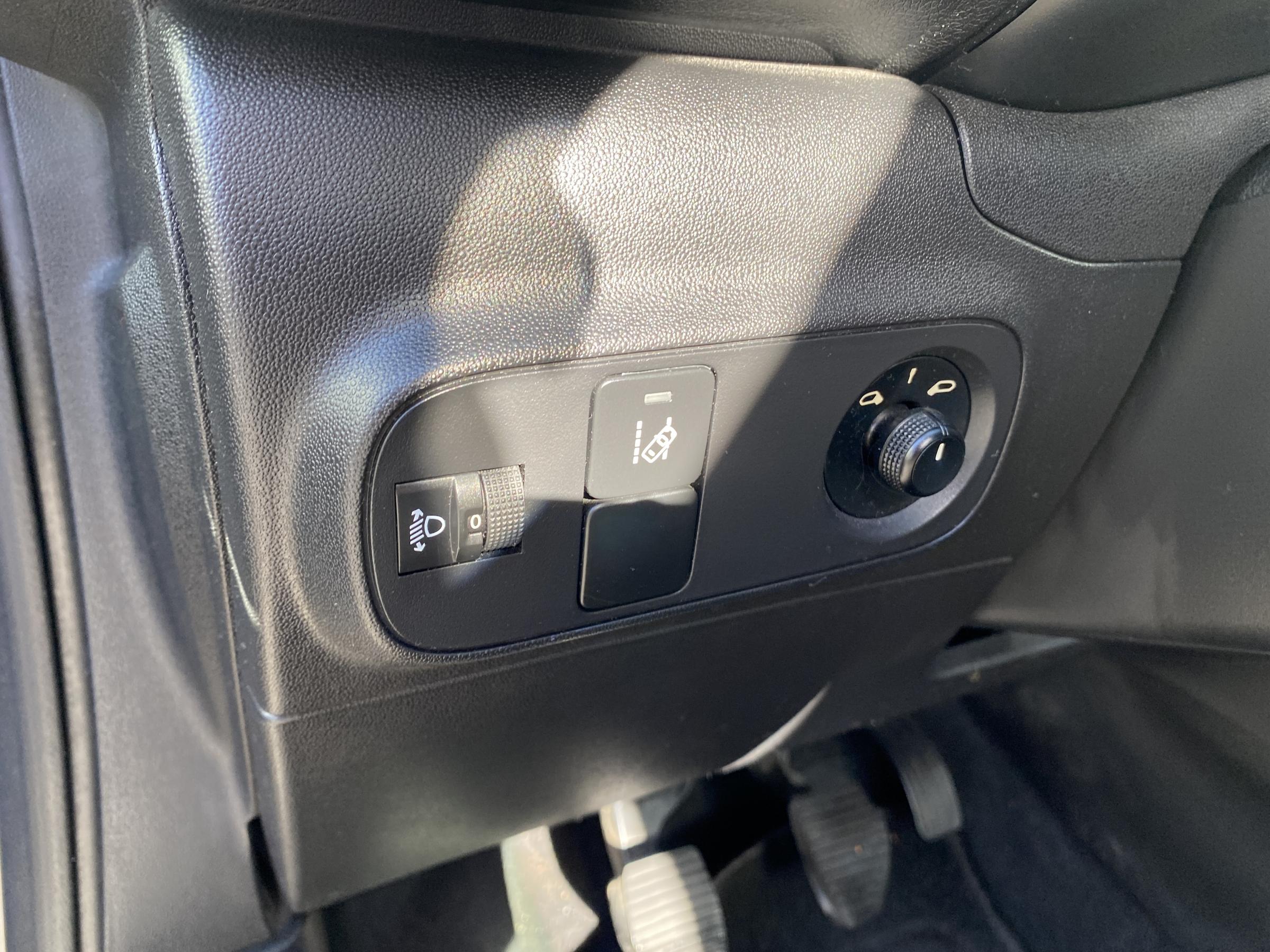 Citroën C3, 2018 - pohled č. 17