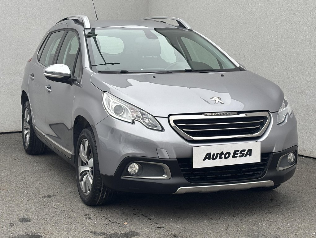 Peugeot 2008 1.2 VTi Allure