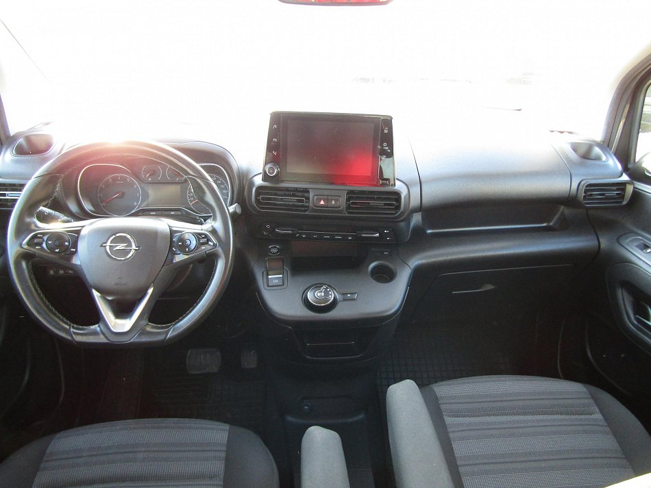 Opel Combo 1.2T Elegance