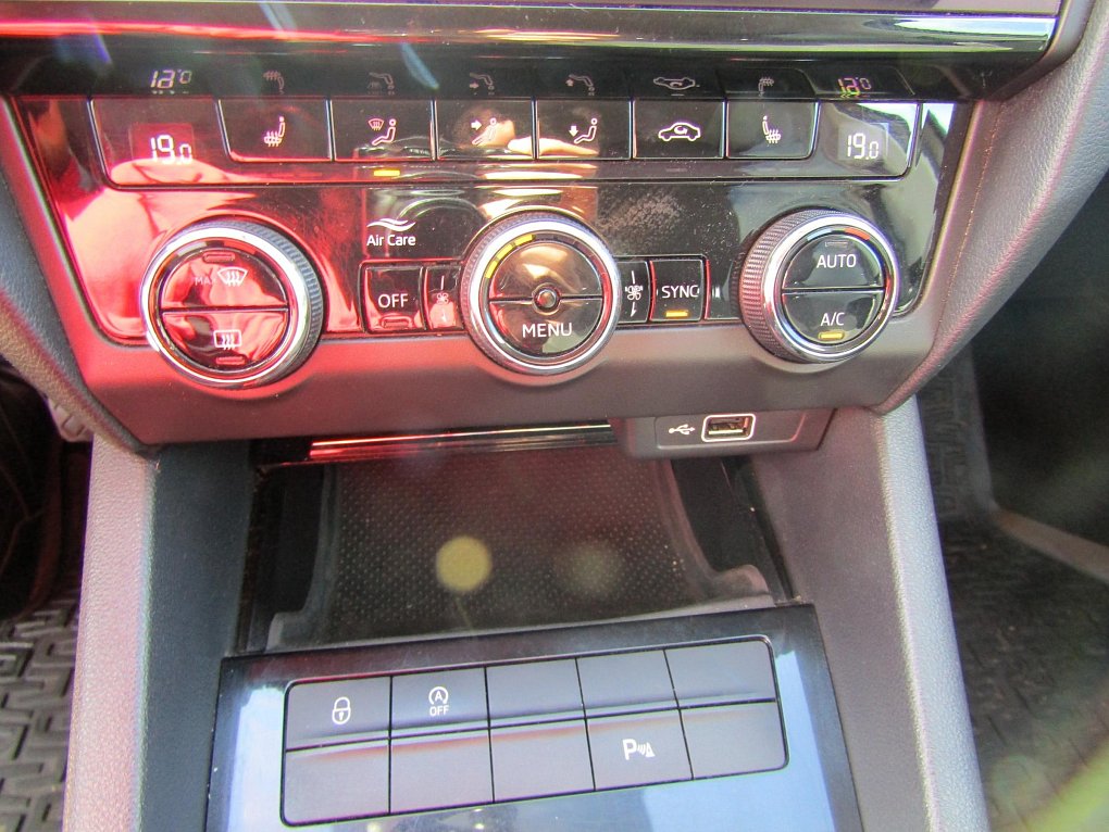 Škoda Octavia III 2.0TDi 