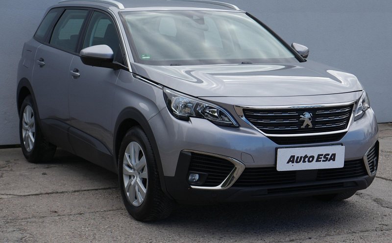 Peugeot 5008 1.2PT 
