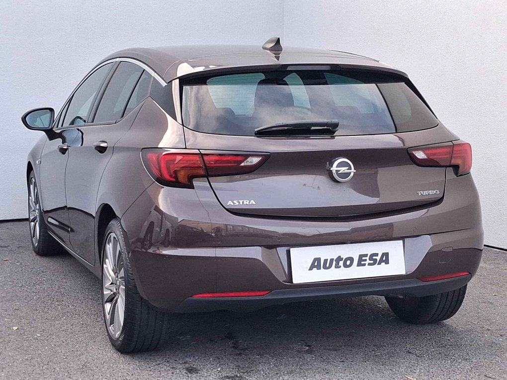 Opel Astra 1.4T Innovation
