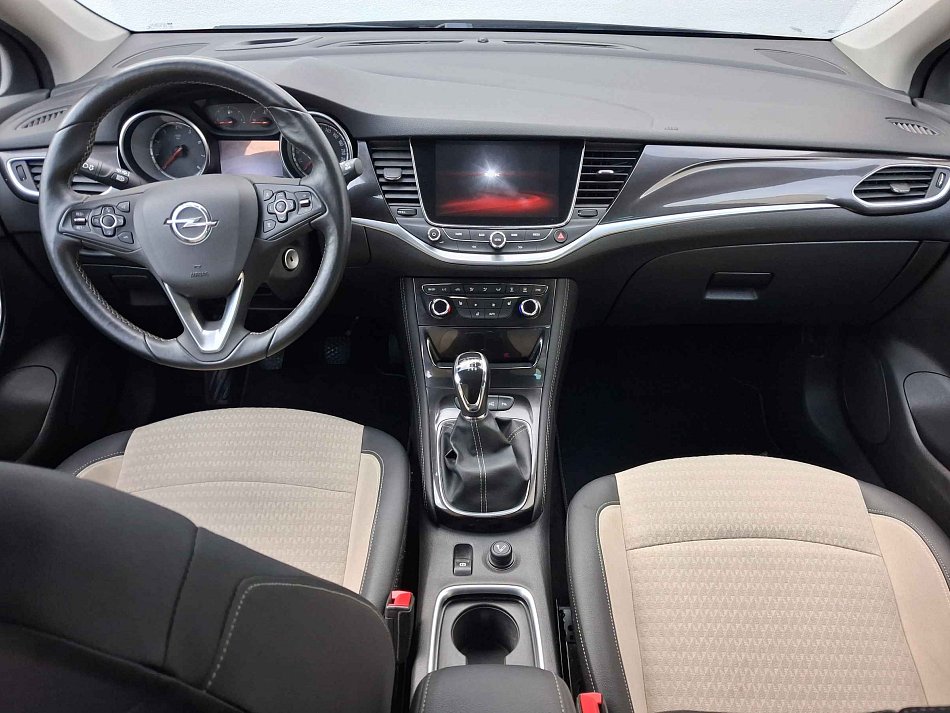 Opel Astra 1.4T Innovation