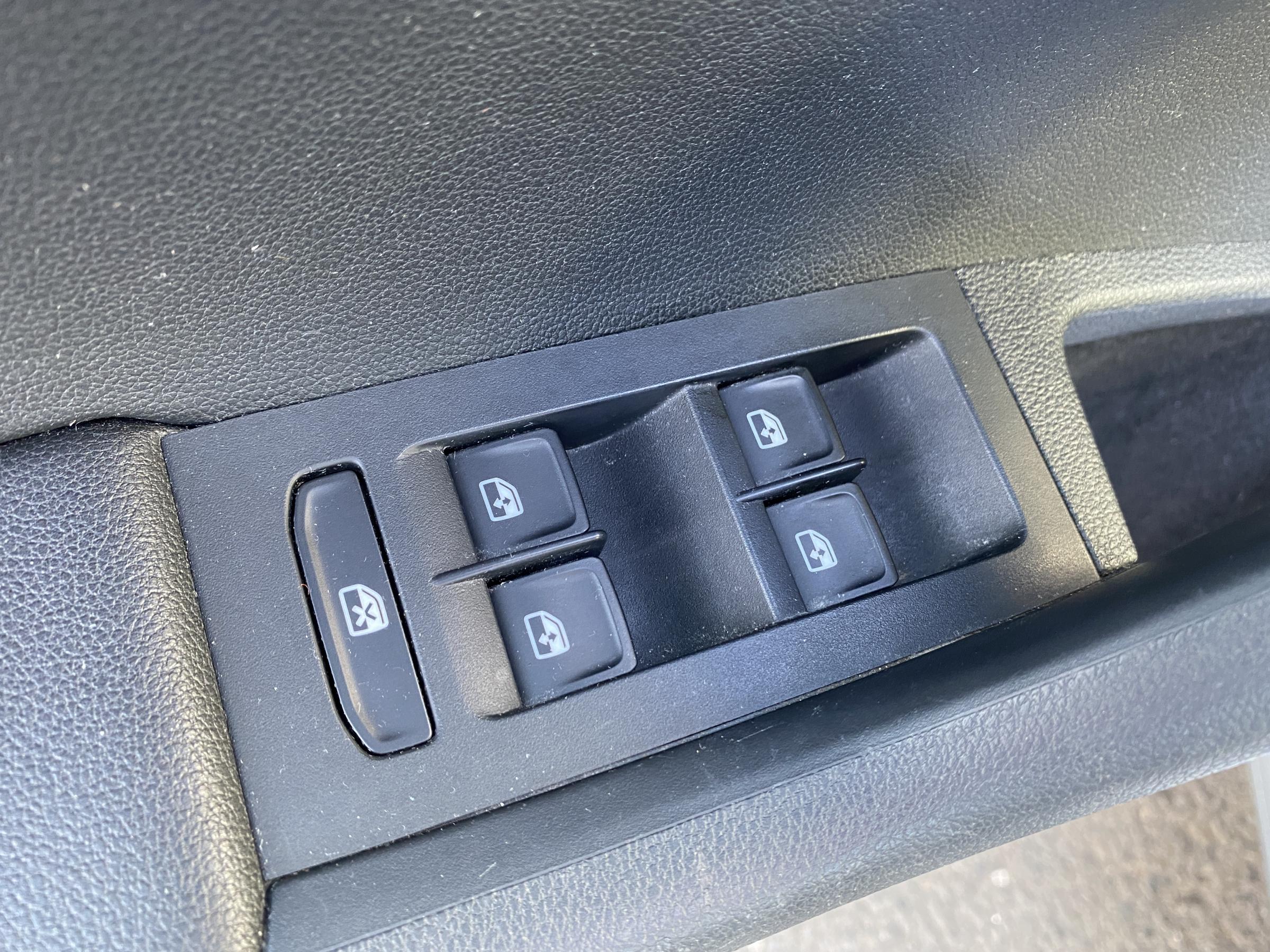 Škoda Octavia III, 2018 - pohled č. 12